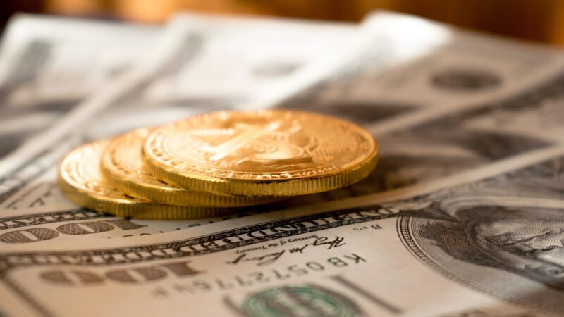 What Are Gold Investment Companies